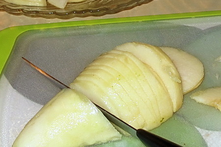 Новогодний подарок от матушки гусыни (закуска из гусиной печенки с карамелизированной грушей): шаг 4