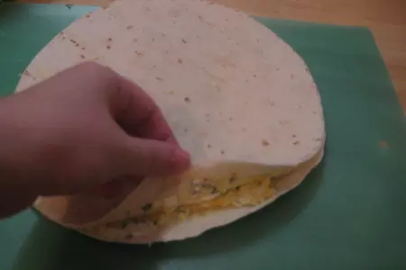 Tortillas с яичной начинкой! (или просто блинчики): шаг 12