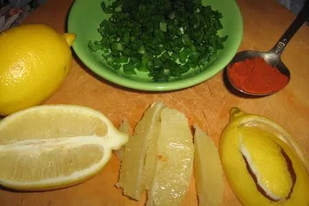 Салат с творожными шариками и креветками.: шаг 2