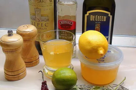 Закуска в бокале «праздничное ассорти». сыр, маринованный с оливками и овощами.: шаг 4