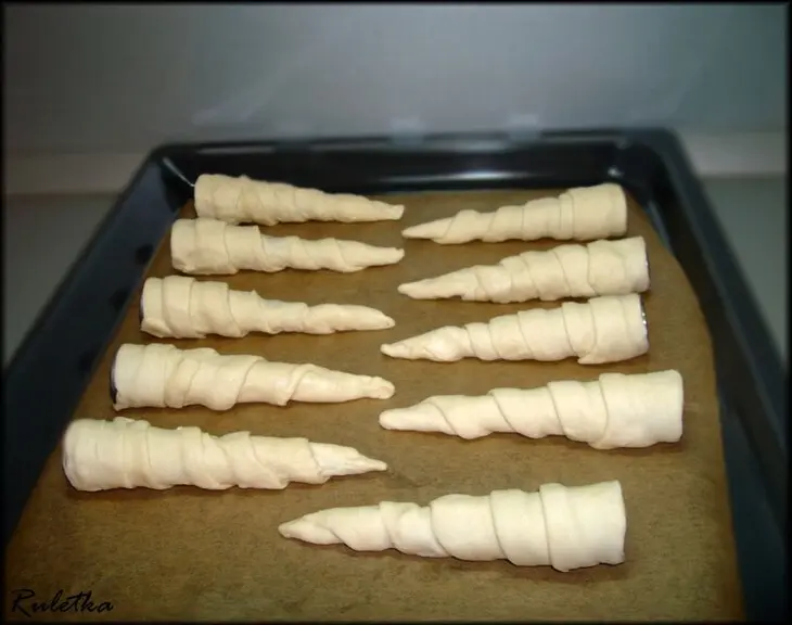Трубочки из слоёного теста с шоколадным кремом "вкус моего детства".: шаг 11
