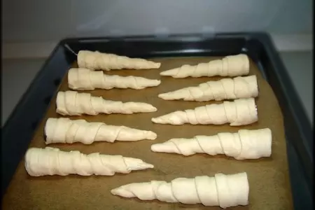 Трубочки из слоёного теста с шоколадным кремом "вкус моего детства".: шаг 11