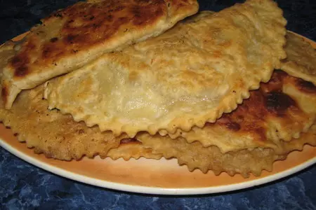 Чебуреки: шаг 1