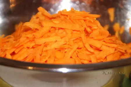 Тыквенные оладьи с орехами: шаг 3