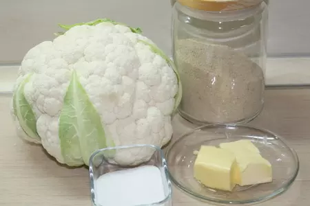 Цветная капуста в сухарях: шаг 1