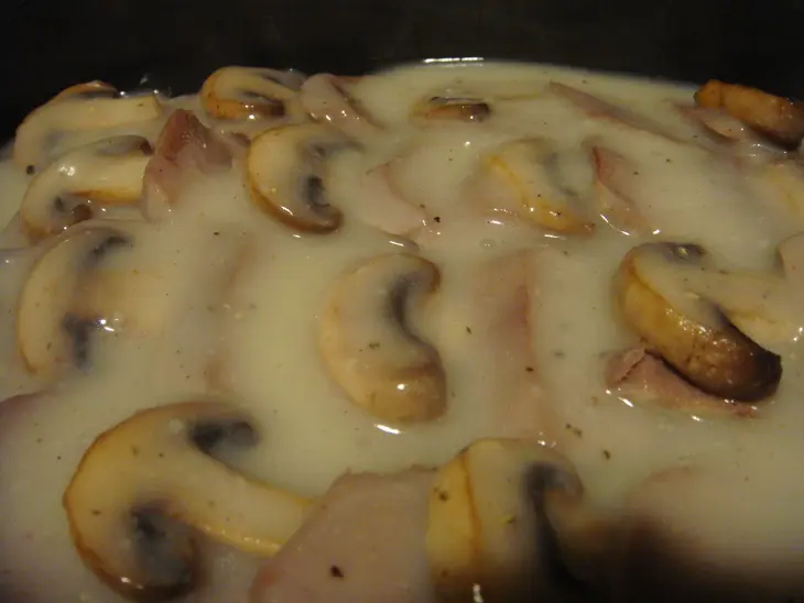 Язык запеченный с грибами и картошечкой: шаг 4