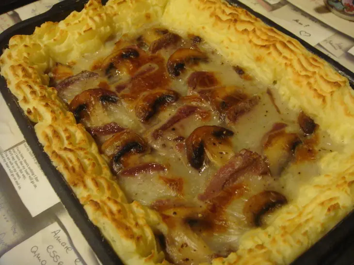 Язык запеченный с грибами и картошечкой: шаг 6