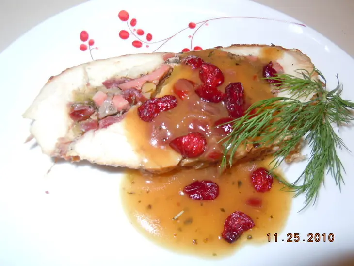Нежная грудка индюшки, фаршированная всякой всячиной: шаг 9