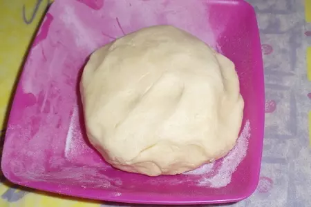 Яблоки в тесте с миндально-коричным соусом: шаг 1