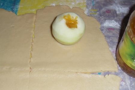 Яблоки в тесте с миндально-коричным соусом: шаг 3