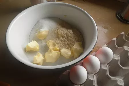 Тарт с ромовым черносливом и миндальным кремом: шаг 6