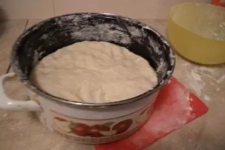 Пирожки с морковкой: шаг 3