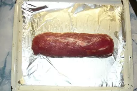Мясной рулет на новый год "кролик": шаг 2