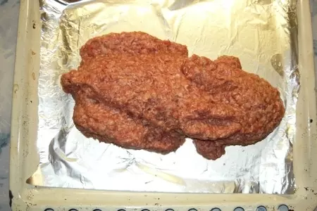 Мясной рулет на новый год "кролик": шаг 3