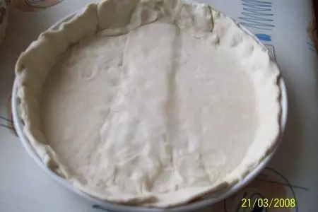 Киш с овощами и сосисками: шаг 4