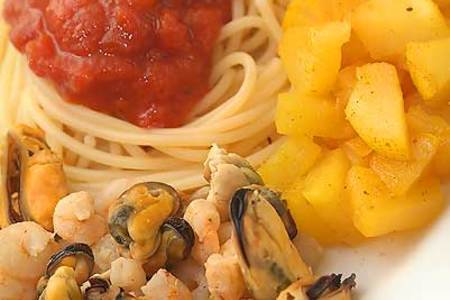 Спагетти в морской тематике с грушей: шаг 6