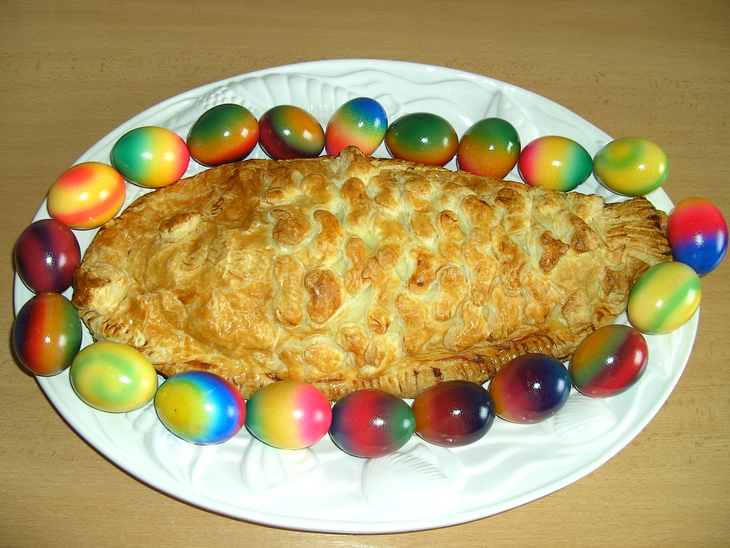 Фаршированый лосось запечёный в слоёном тесте: шаг 8