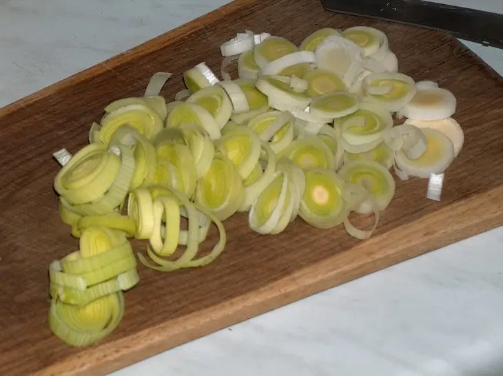 Пенне с брокколи под соусом из порея: шаг 2