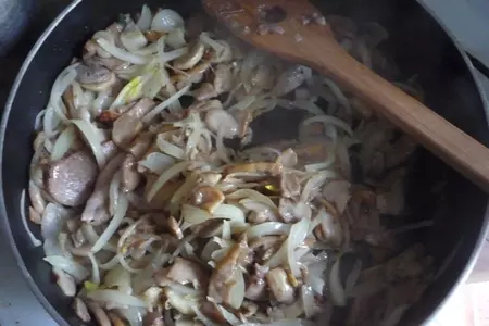 Курочка "разлюбезная сударушка": шаг 7