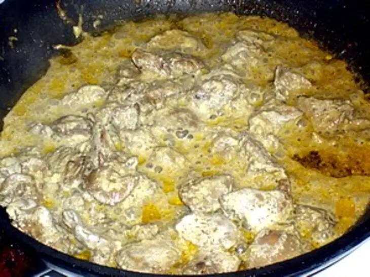 Салат из жареной курицы с грушей: шаг 2