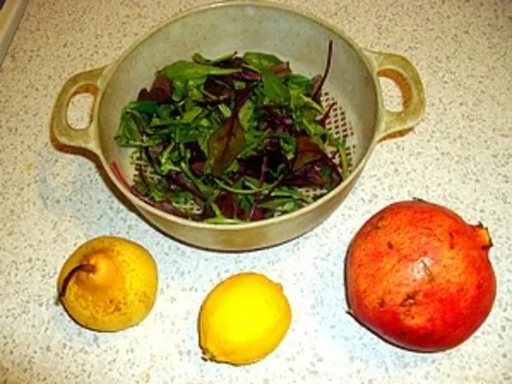 Салат из жареной курицы с грушей: шаг 3