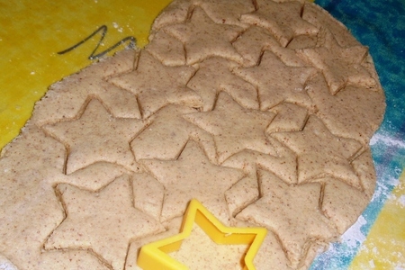 Рождественское печенье  № 2     "миндально коричные звёздочки": шаг 5