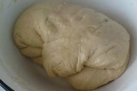 Рогалики с вишней: шаг 4