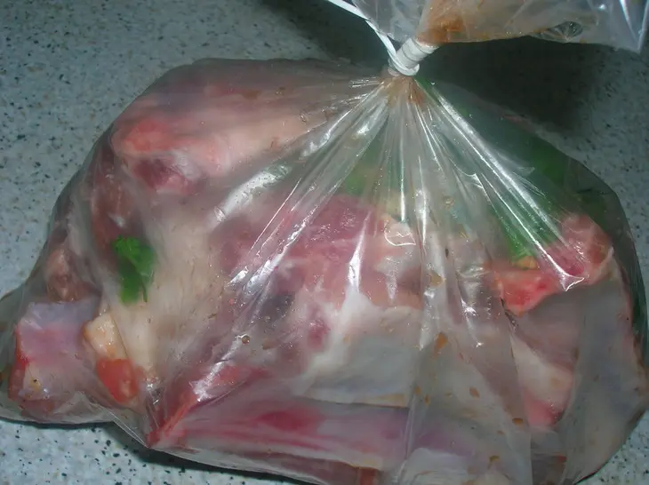 Свиные ребрышки на гриле необыкновенные, ароматные и вкусные: шаг 8