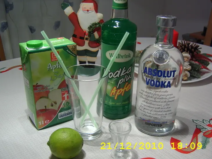 Коктейль яблочный.: шаг 1