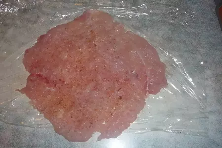Куринный рулет с морковкой и сыром.: шаг 1