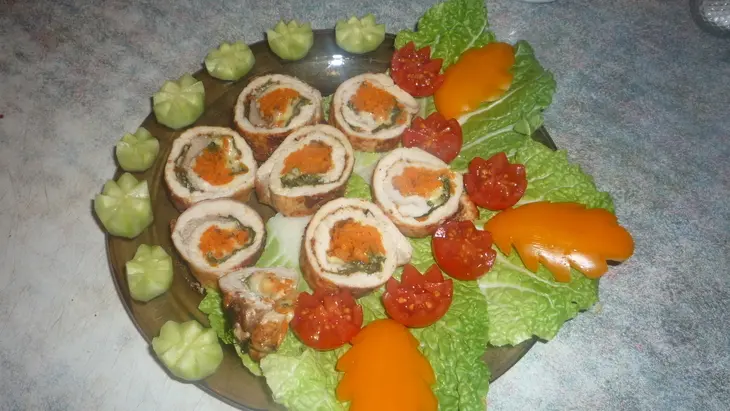 Куринный рулет с морковкой и сыром.: шаг 5