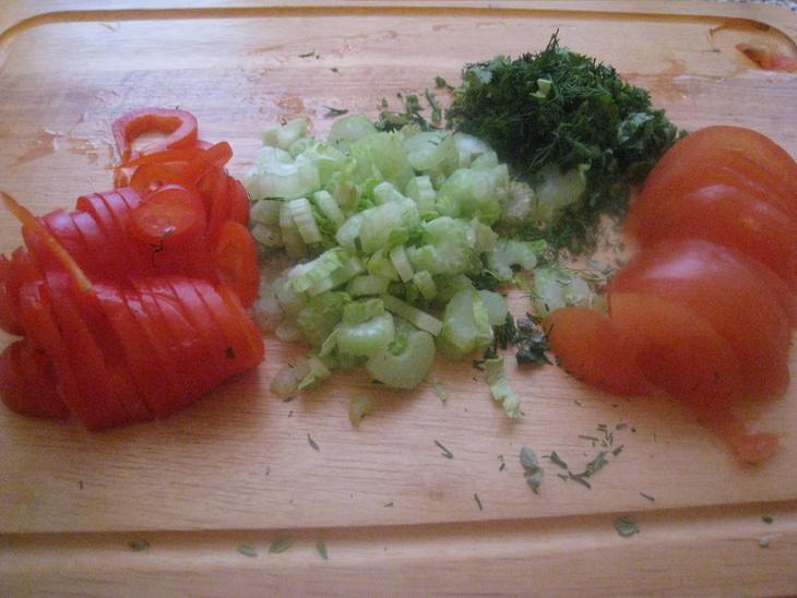 Форель запеченная с овощами: шаг 2