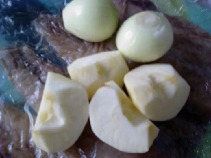 Рольмопсы с яблоками: шаг 3