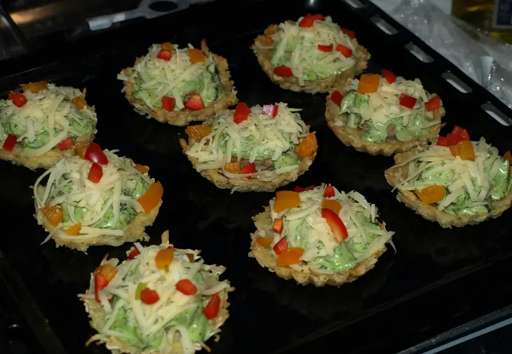 Праздничные корзинки с вкуснятиной: шаг 1