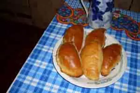 Пирожки с сыром и кедровыми орешками: шаг 6
