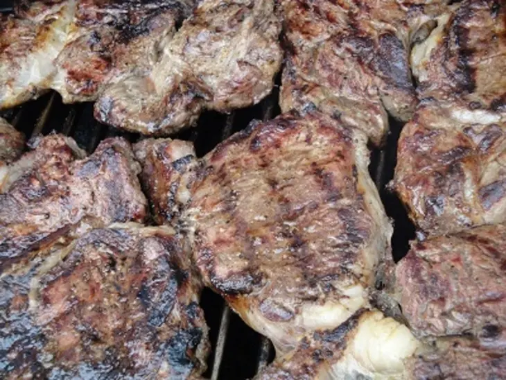Стэйки из рёберного отруба и брюсельская капуста: шаг 6