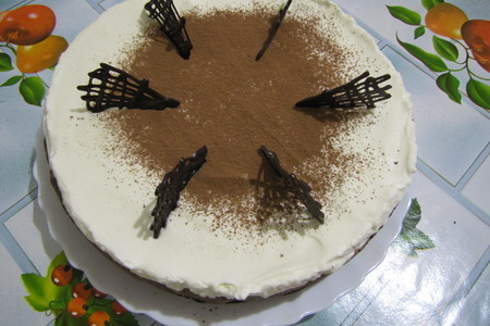 Кофейно-шоколадный торт со взбитыми сливками: шаг 4