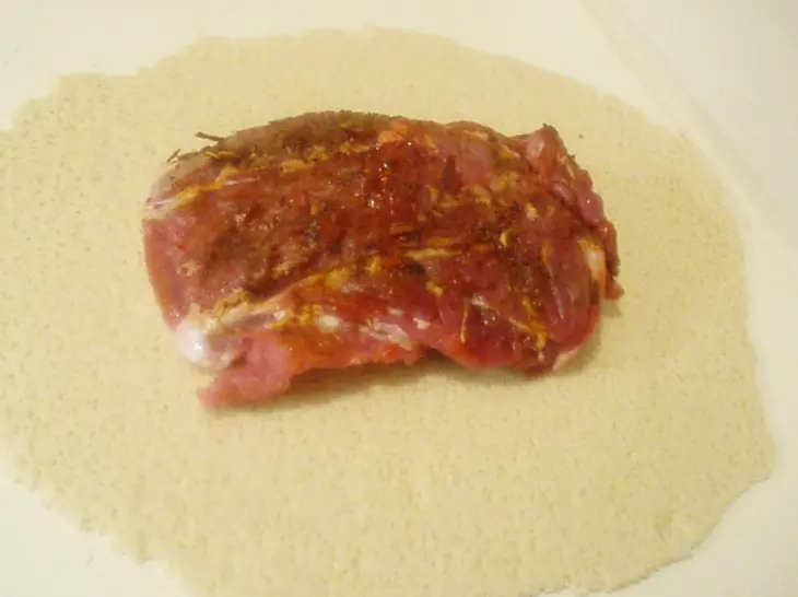Баранья лопатка в солёной корочке с соусом  райта: шаг 9