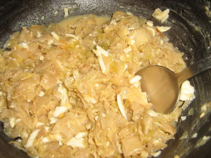 Пирожки с капустой - бабушкин рецепт: шаг 4