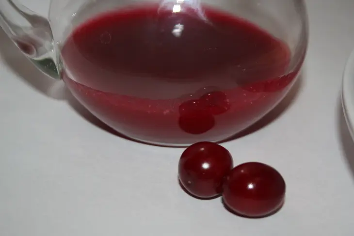 Рассыпчатое печенье с клюквенным джемом «отпечатки» (cranberry thumbprints): шаг 8