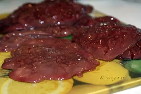 Отбивные из печени индейки с манго-соусом: шаг 1
