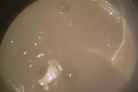 Шоколадно-миндальный бисквит с итальянской меренгой "снежная гора": шаг 4