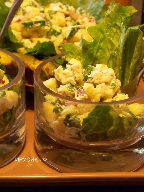 Салат с крабовым мясом и ананасом // crab and pineapple salad: шаг 6
