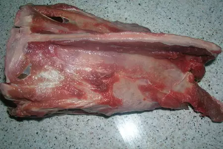 Гусь рождественский с гречкой и белыми грибами: шаг 5