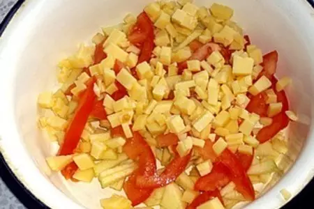 Салат из домашней лапши, яблок и бананов: шаг 6