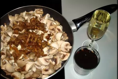 Spaghetti tetrazzini. паста, запечённая с курицей и грибами.: шаг 6