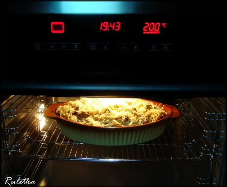 Spaghetti tetrazzini. паста, запечённая с курицей и грибами.: шаг 11