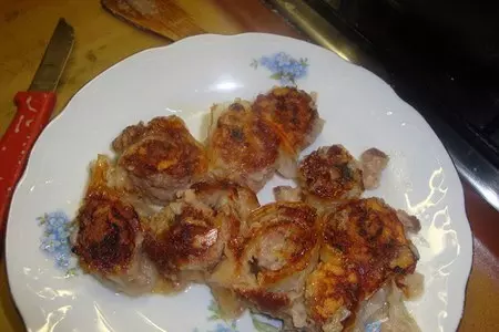 Розочки из теста с мясом, или ленивые пельмени: шаг 4