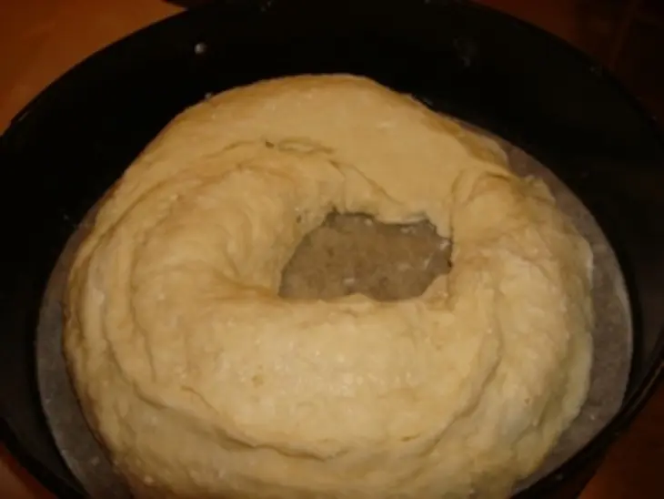Творожный венок с ореховой начинкой: шаг 6
