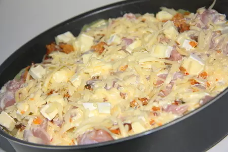 Картофельная запеканка с курицей и вялеными томатами.: шаг 6